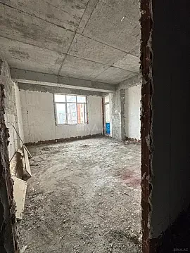 Satılır 2 otaqlı mənzil 110 m²