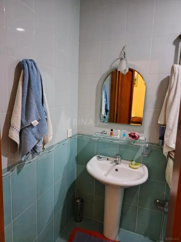 Satılır 3 otaqlı mənzil 115 m²