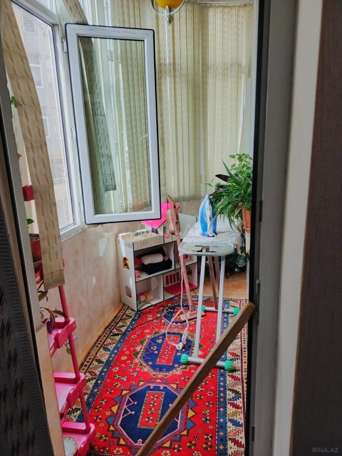 Satılır 3 otaqlı mənzil 115 m²
