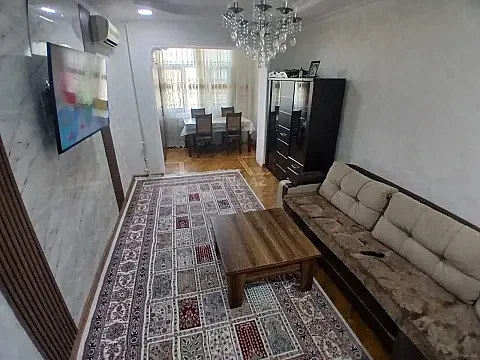 Satılır 3 otaqlı mənzil 70 m²