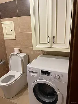 Kirayə verilir 4 otaqlı mənzil 160 m²