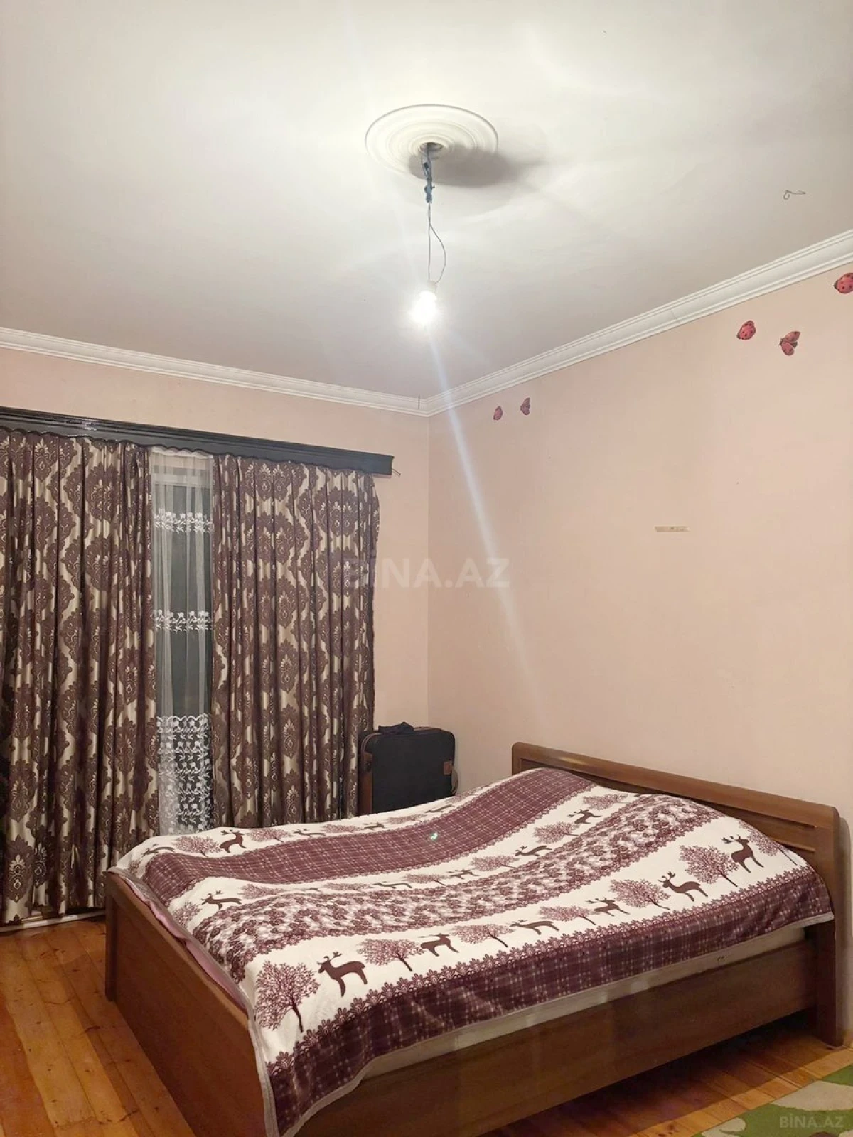 Satılır 4 otaqlı mənzil 110 m²