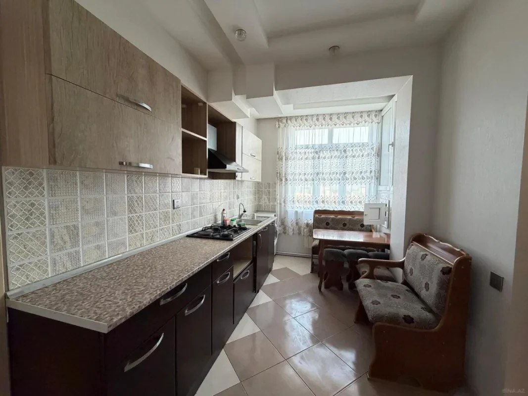 Satılır 3 otaqlı mənzil 130 m²