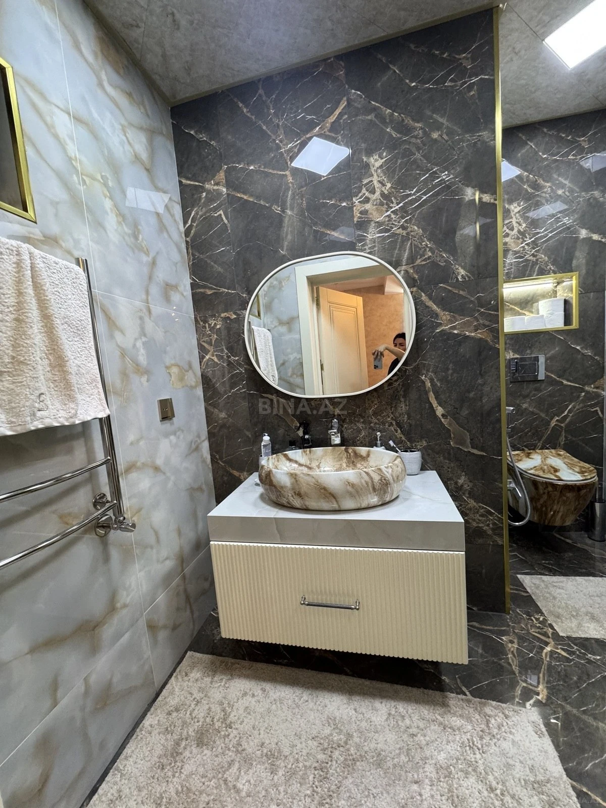 Satılır 4 otaqlı həyət evi 280 m²