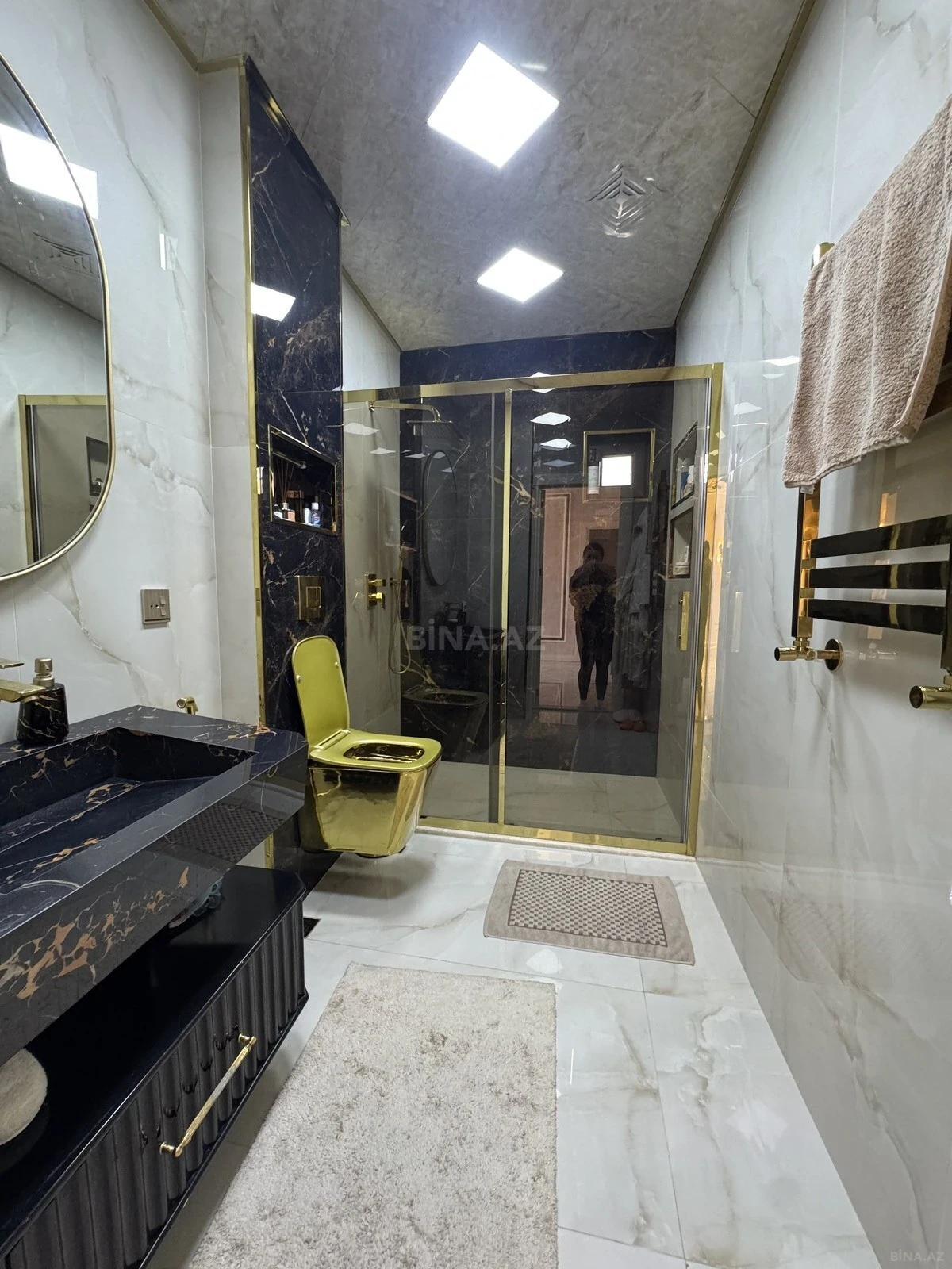 Satılır 4 otaqlı həyət evi 280 m²