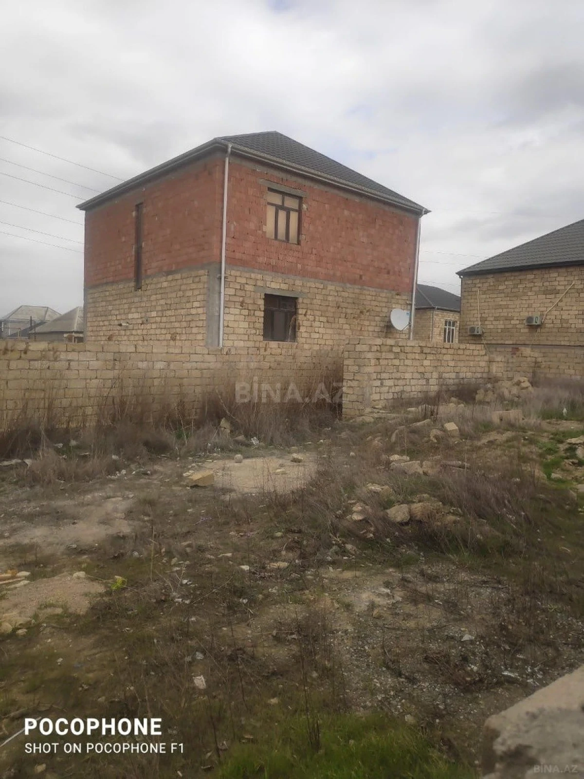 Satılır torpaq sahəsi 4 m²