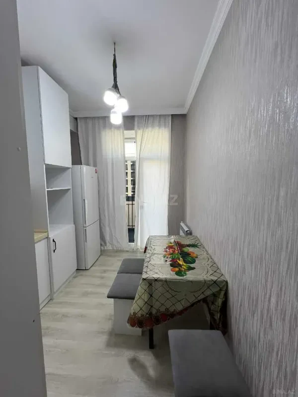Satılır 2 otaqlı mənzil 70 m²