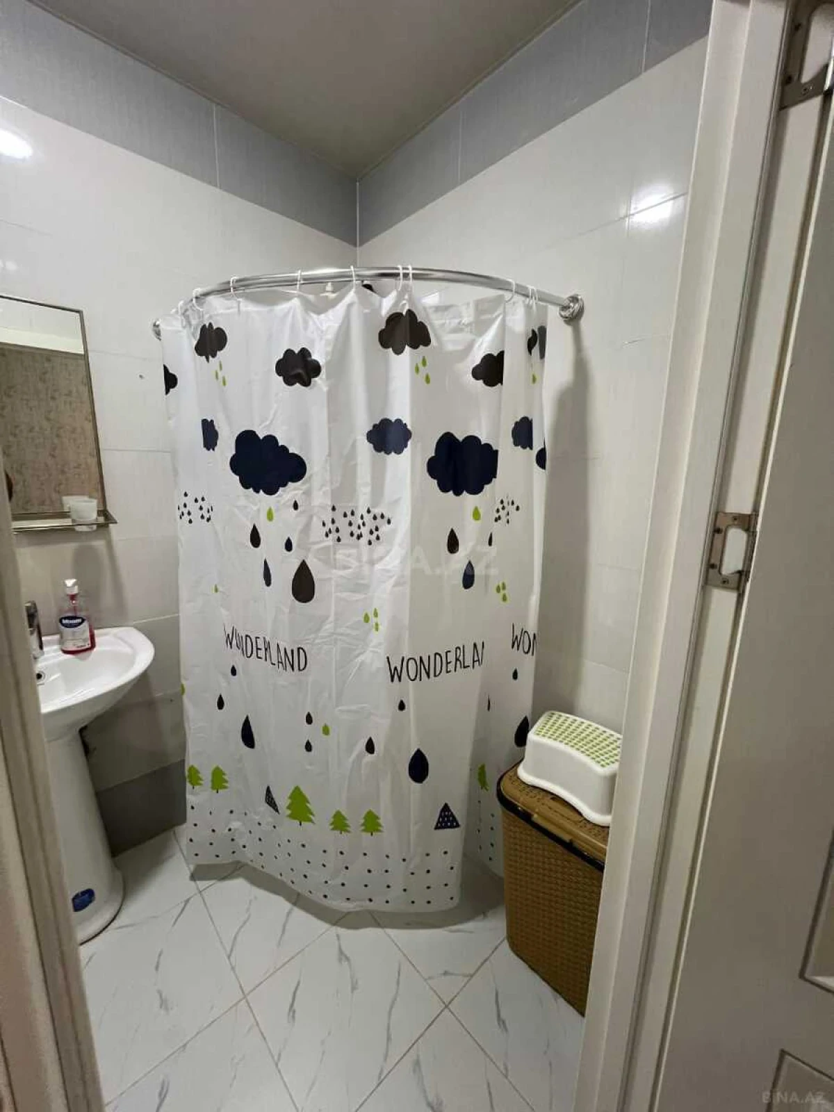 Satılır 2 otaqlı mənzil 70 m²