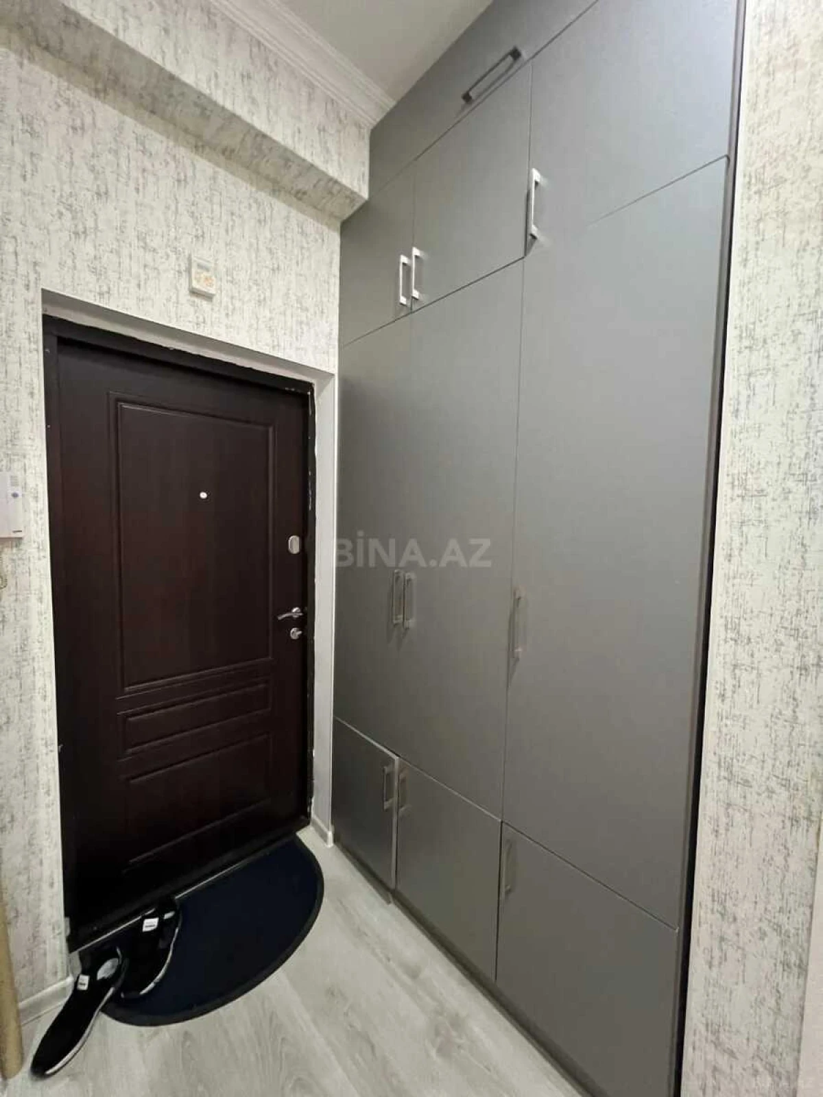 Satılır 2 otaqlı mənzil 70 m²