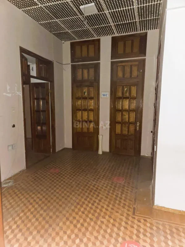 Kirayə verilir 5 otaqlı ofis 250 m²