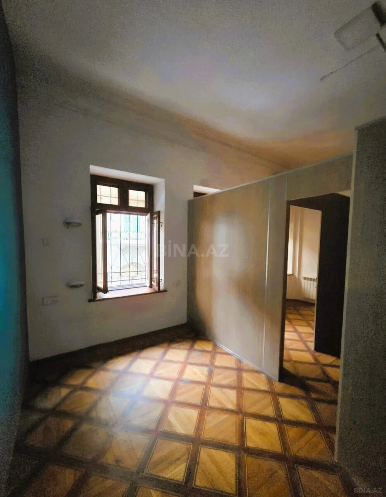 Kirayə verilir 5 otaqlı ofis 250 m²