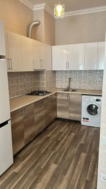 Kirayə verilir 2 otaqlı mənzil 50 m²