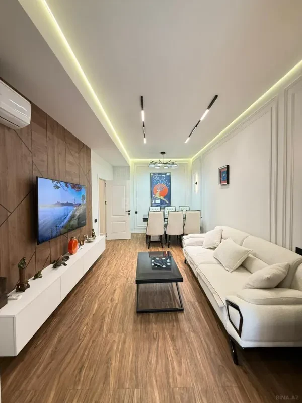 Satılır 2 otaqlı mənzil 67 m²