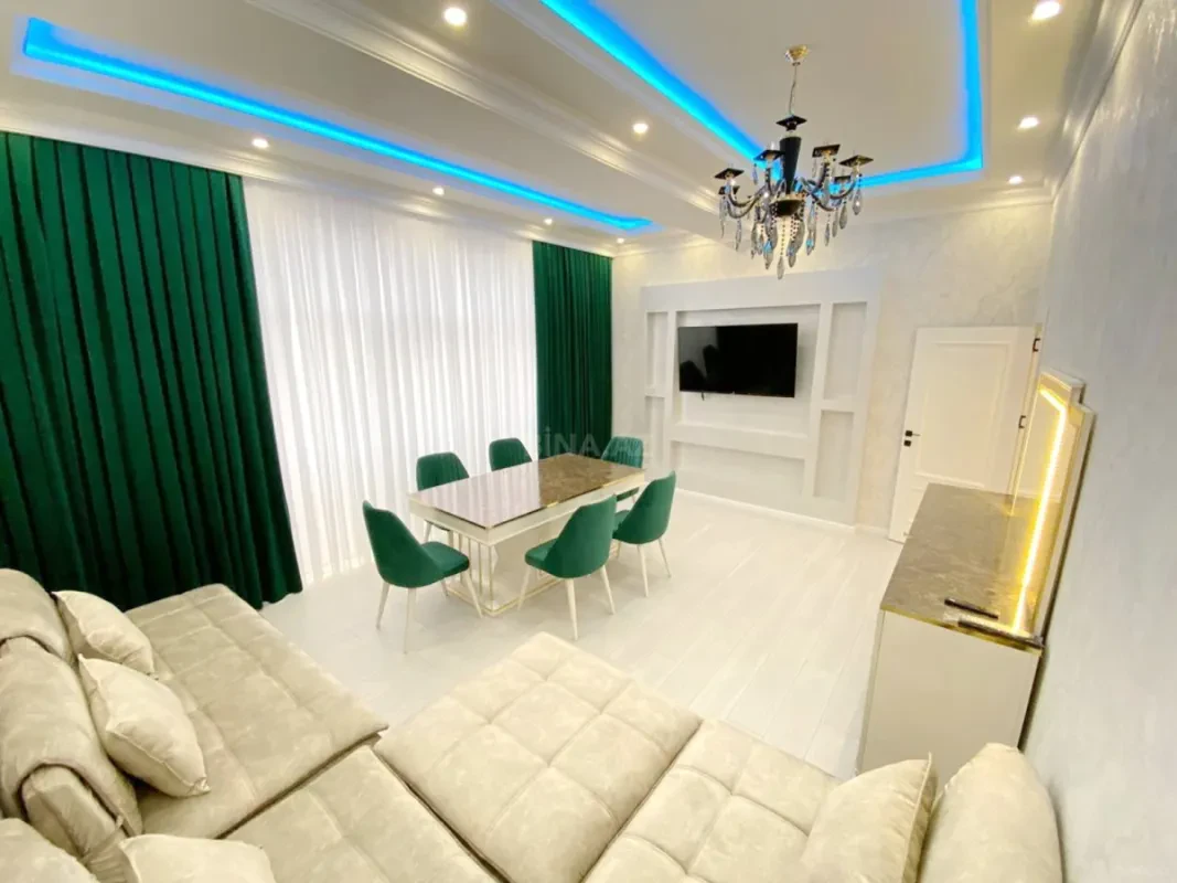 Kirayə verilir 3 otaqlı mənzil 120 m²