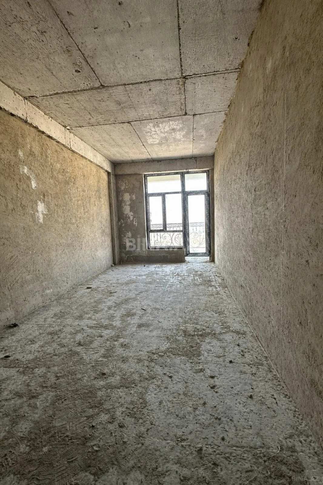 Satılır 3 otaqlı mənzil 144 m²