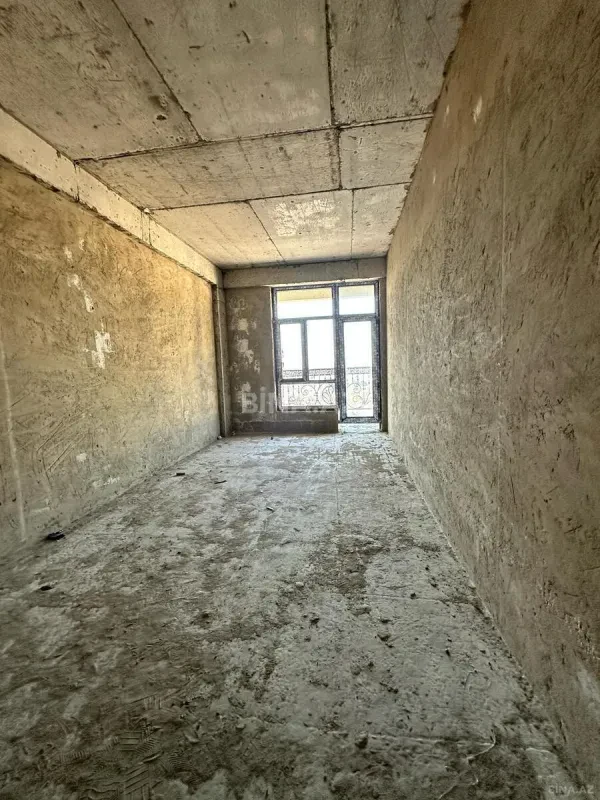 Satılır 3 otaqlı mənzil 144 m²