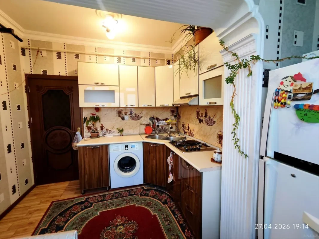Kirayə verilir 2 otaqlı mənzil 60 m²
