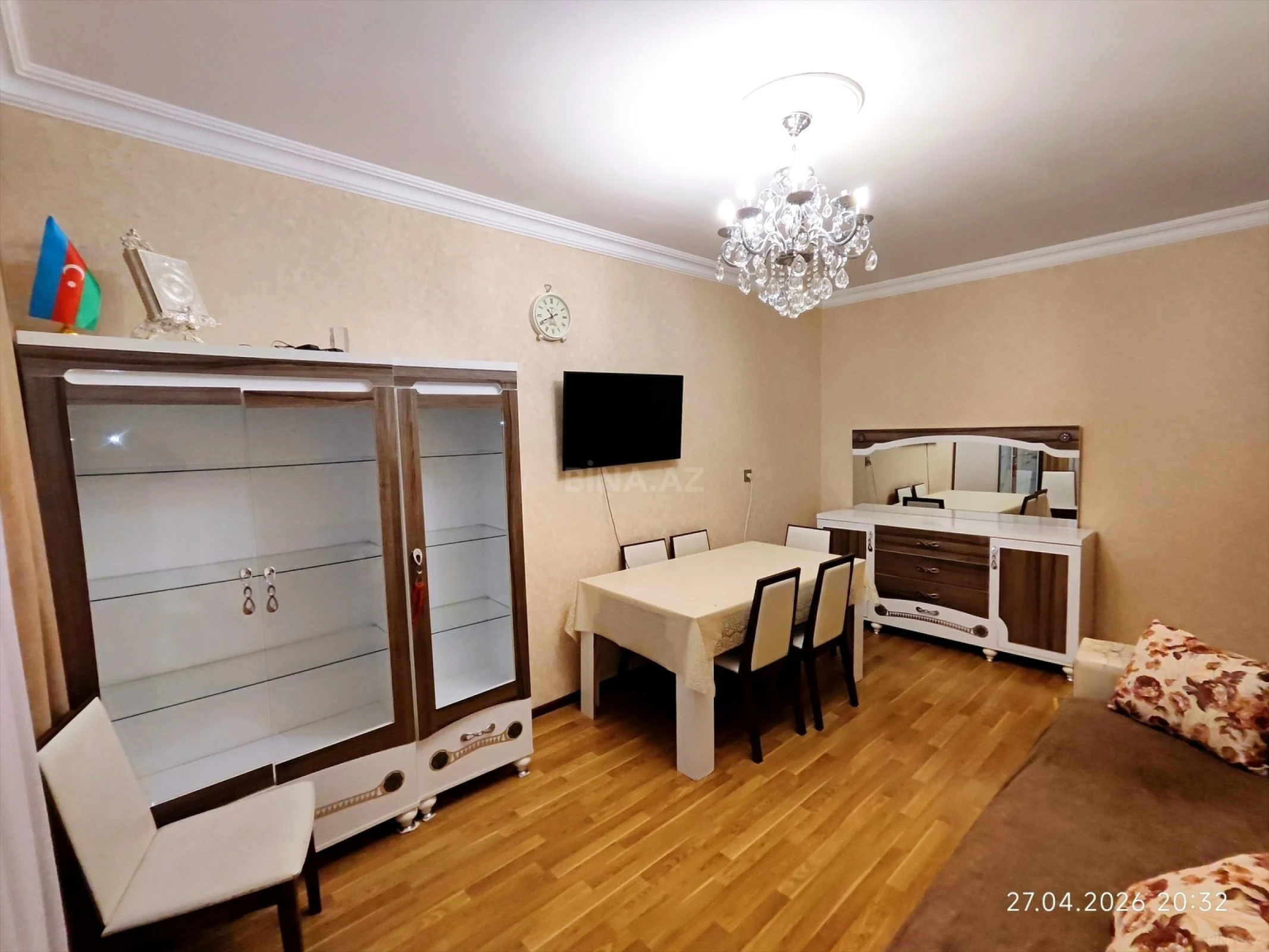 Kirayə verilir 2 otaqlı mənzil 60 m²