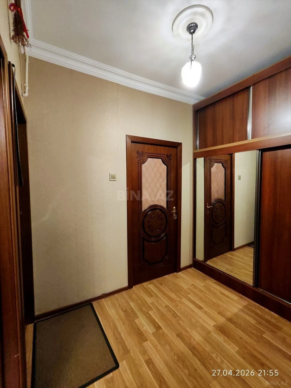 Kirayə verilir 2 otaqlı mənzil 60 m²