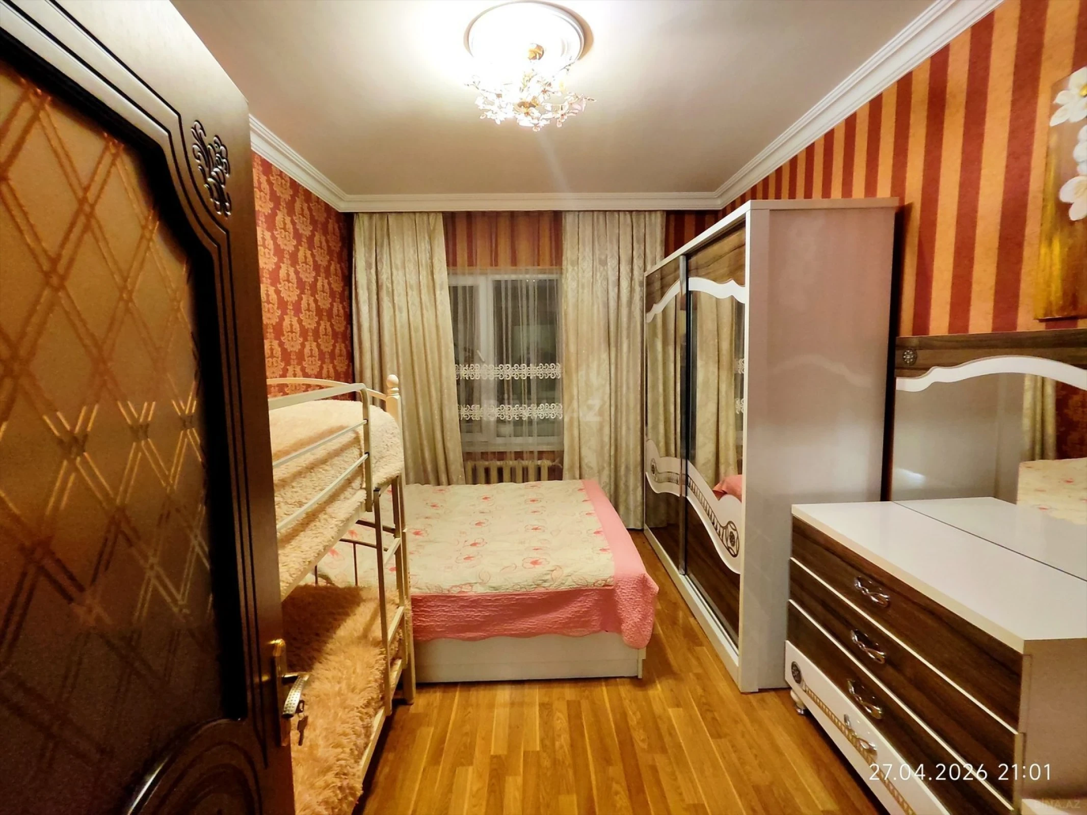 Kirayə verilir 2 otaqlı mənzil 60 m²