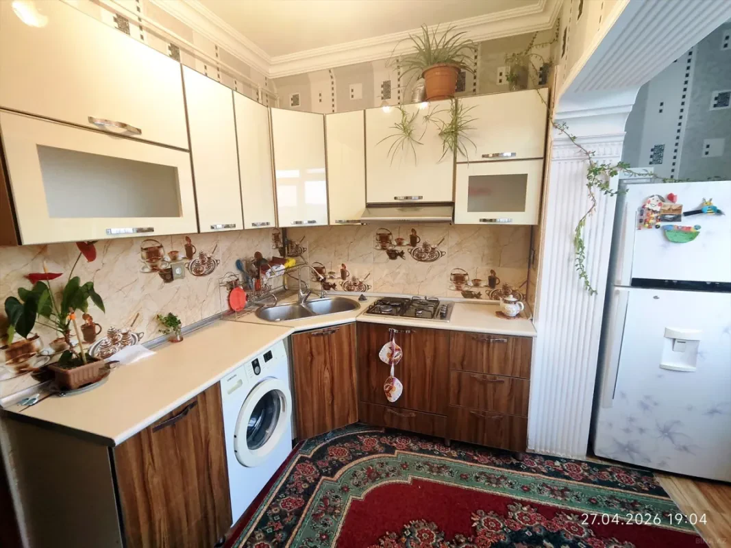 Kirayə verilir 2 otaqlı mənzil 60 m²