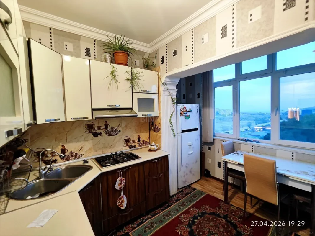 Kirayə verilir 2 otaqlı mənzil 60 m²