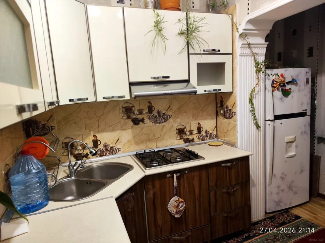 Kirayə verilir 2 otaqlı mənzil 60 m²