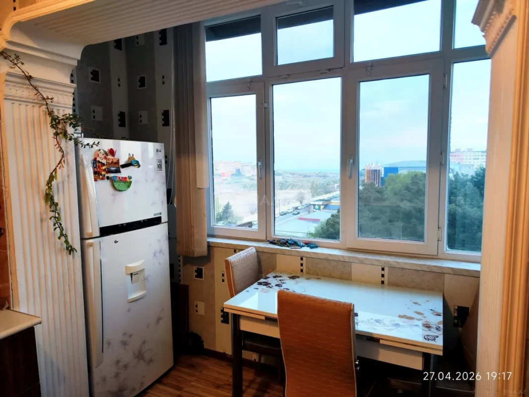 Kirayə verilir 2 otaqlı mənzil 60 m²