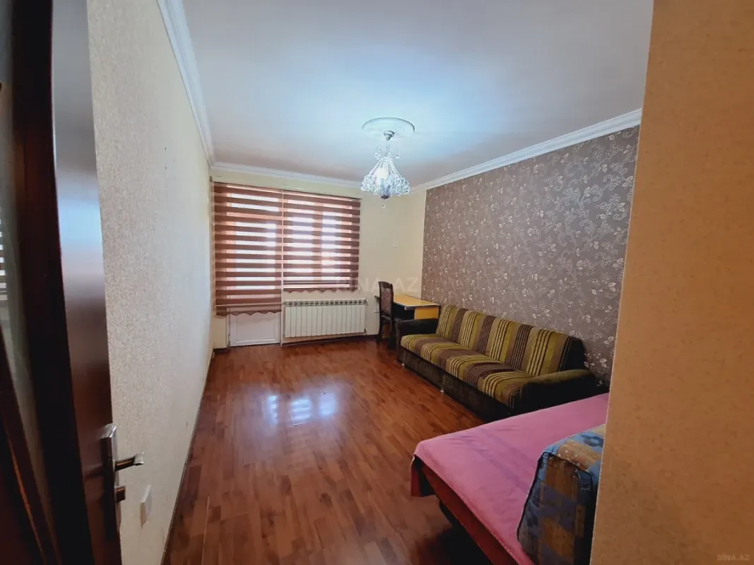 Kirayə verilir 2 otaqlı mənzil 65 m²