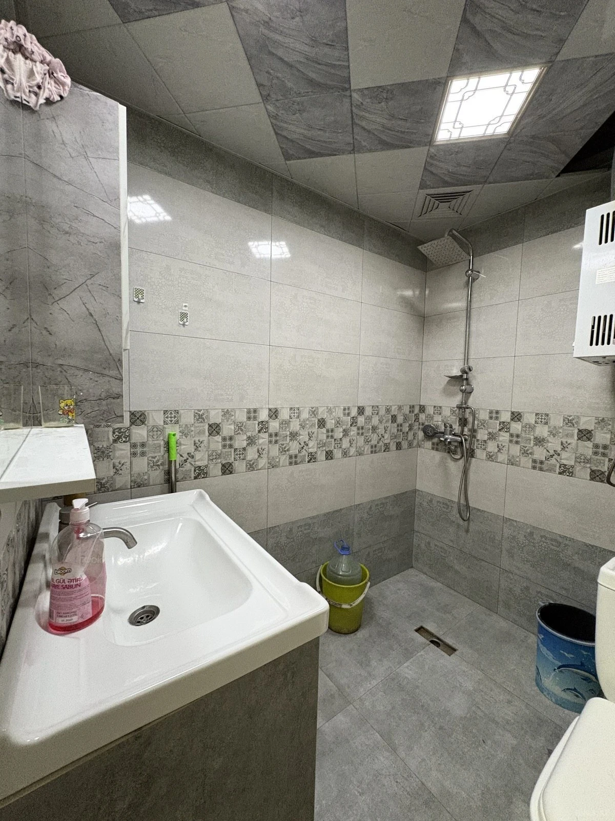 Kirayə verilir 2 otaqlı mənzil 45 m²