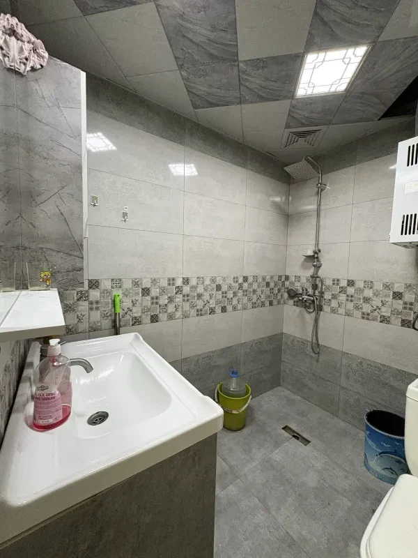 Kirayə verilir 2 otaqlı mənzil 45 m²
