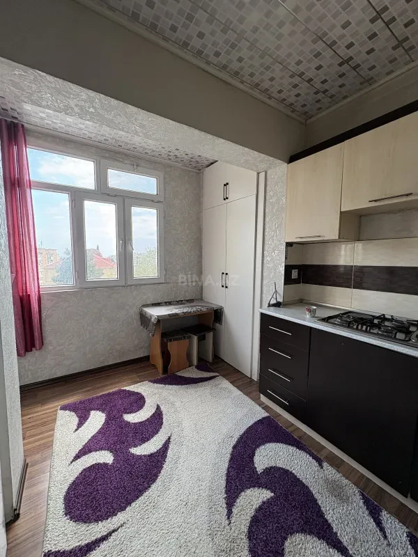 Kirayə verilir 2 otaqlı mənzil 45 m²