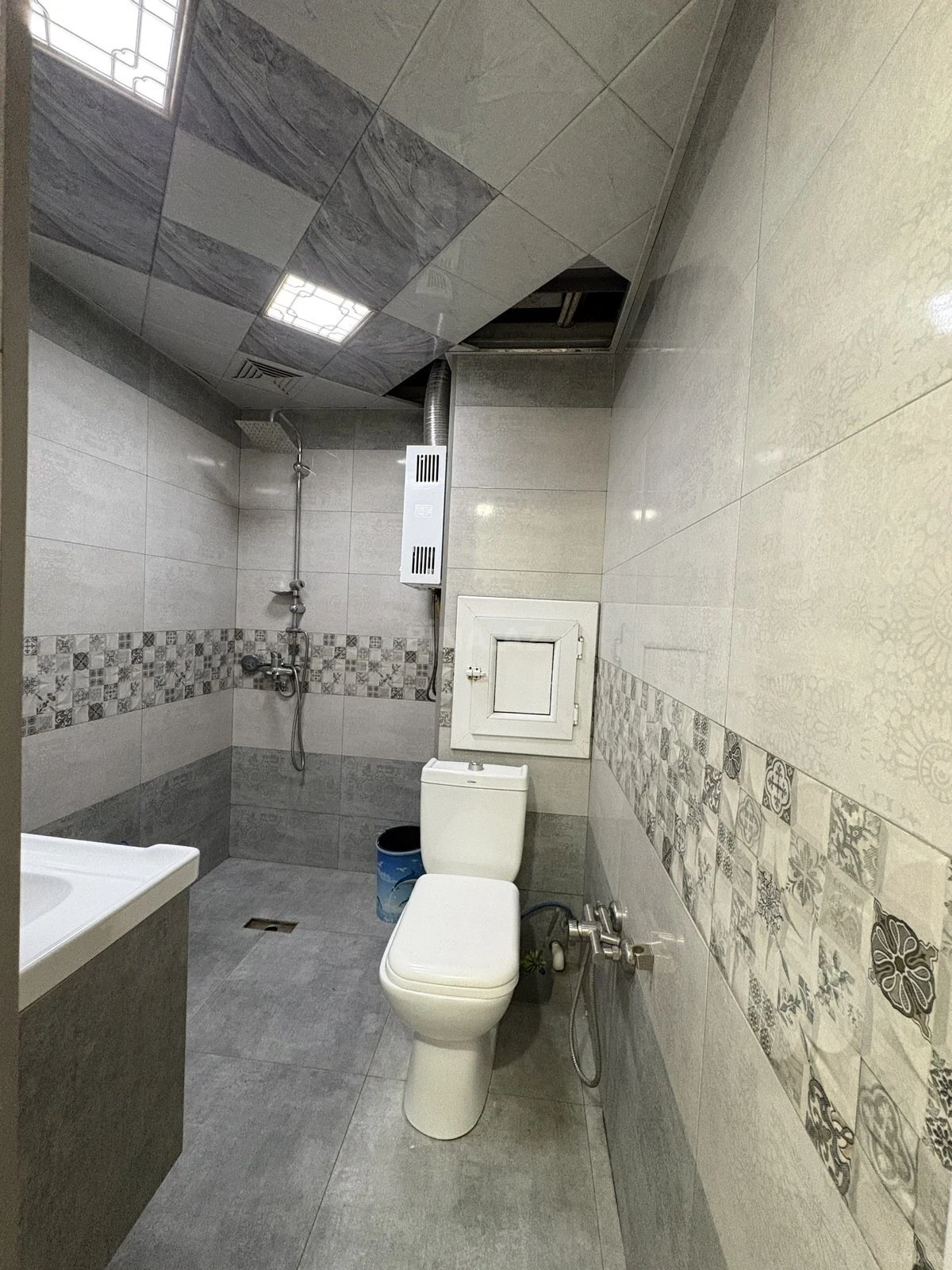 Kirayə verilir 2 otaqlı mənzil 45 m²