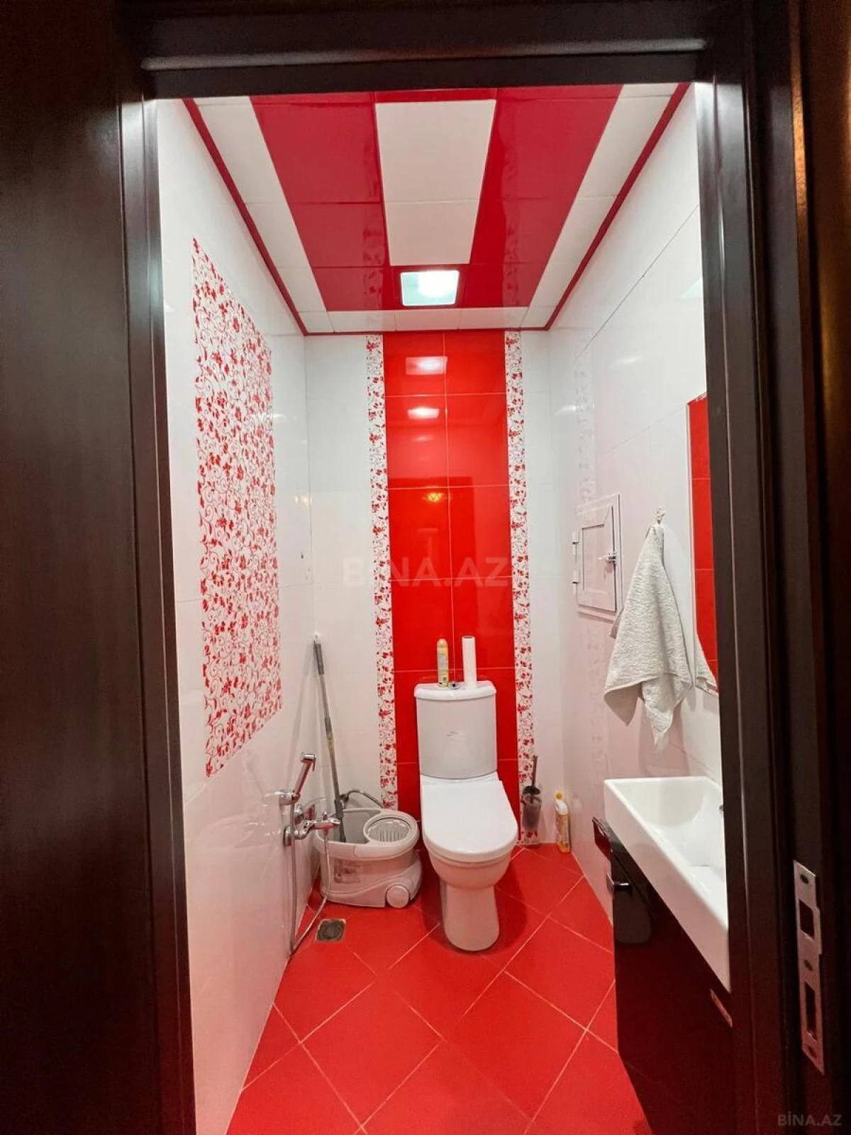 Kirayə verilir 2 otaqlı mənzil 90 m²