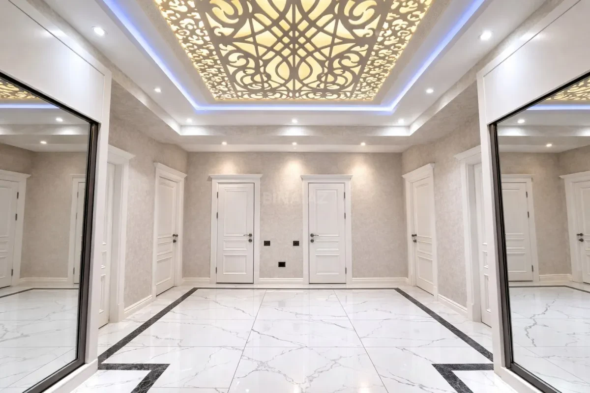 Satılır 3 otaqlı mənzil 165 m²