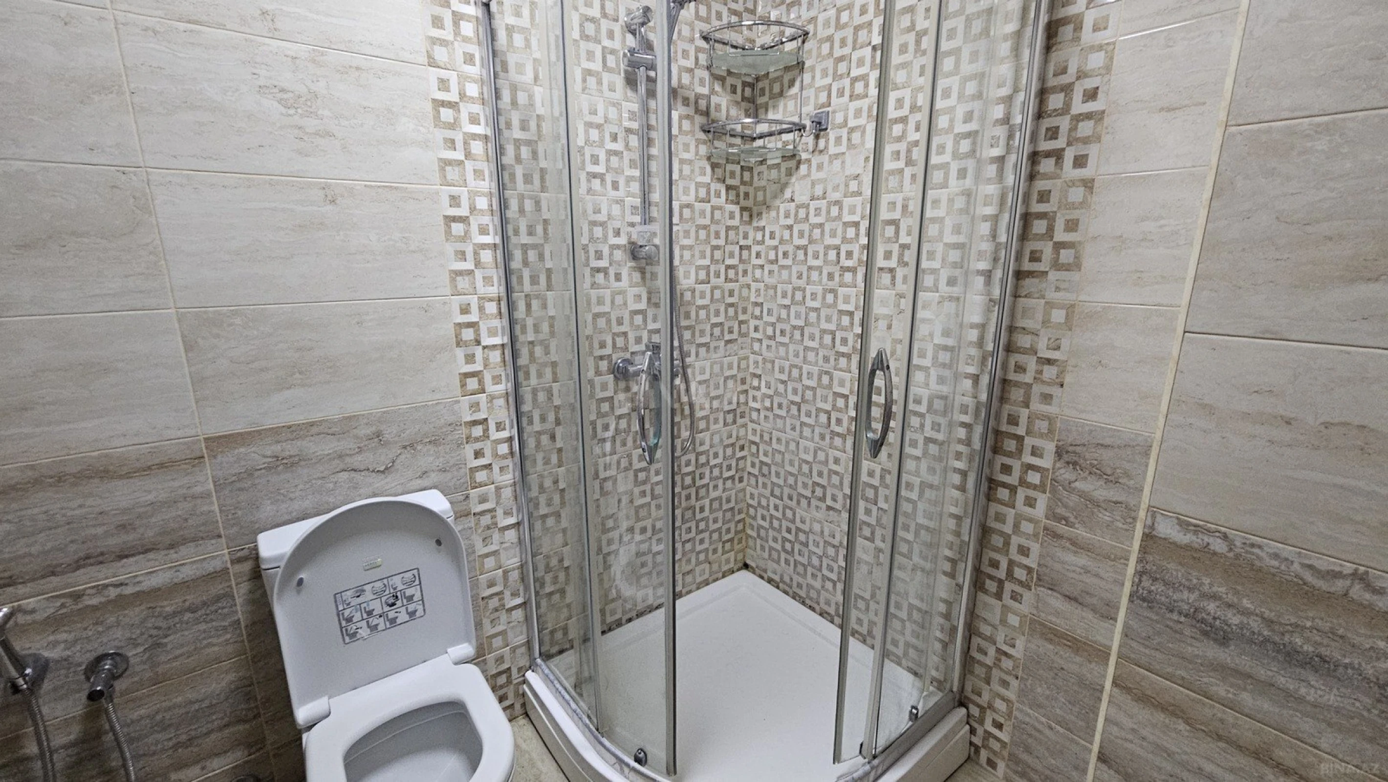 Kirayə verilir 2 otaqlı mənzil 50 m²