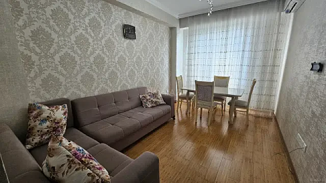 Kirayə verilir 2 otaqlı mənzil 50 m²