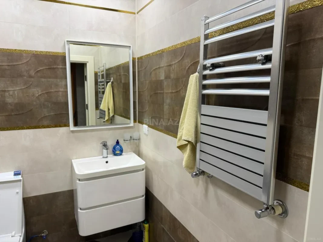 Kirayə verilir 4 otaqlı mənzil 120 m²