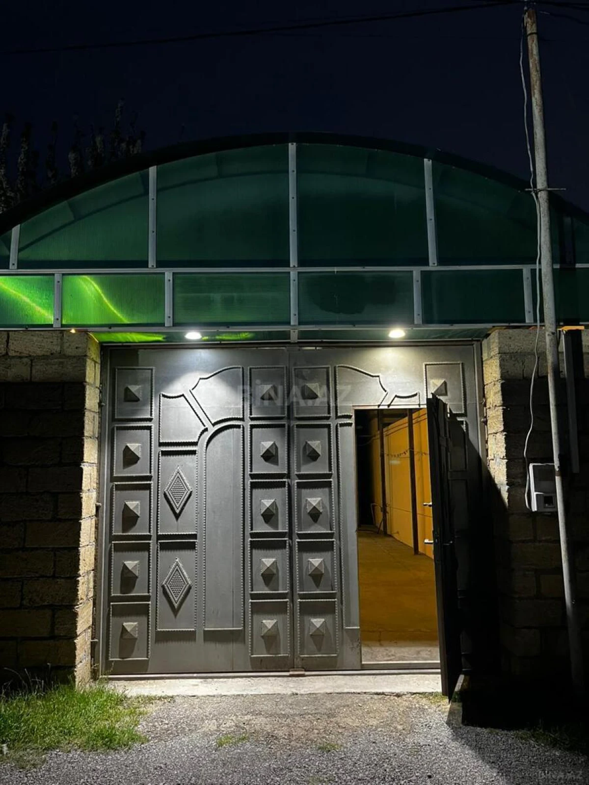 Satılır 4 otaqlı həyət evi 100 m²