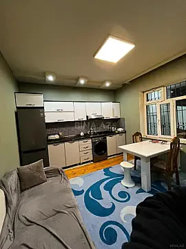 Satılır 4 otaqlı həyət evi 100 m²