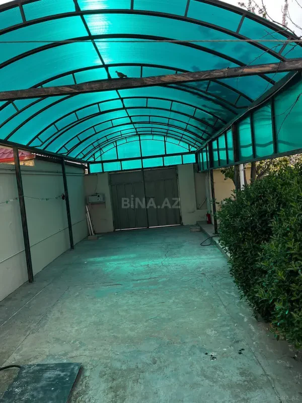 Satılır 4 otaqlı həyət evi 100 m²