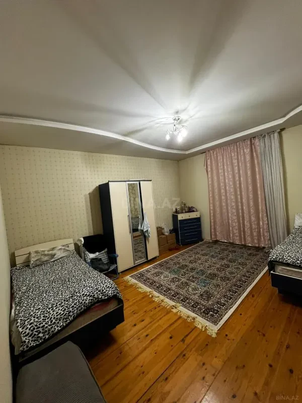 Satılır 4 otaqlı həyət evi 100 m²