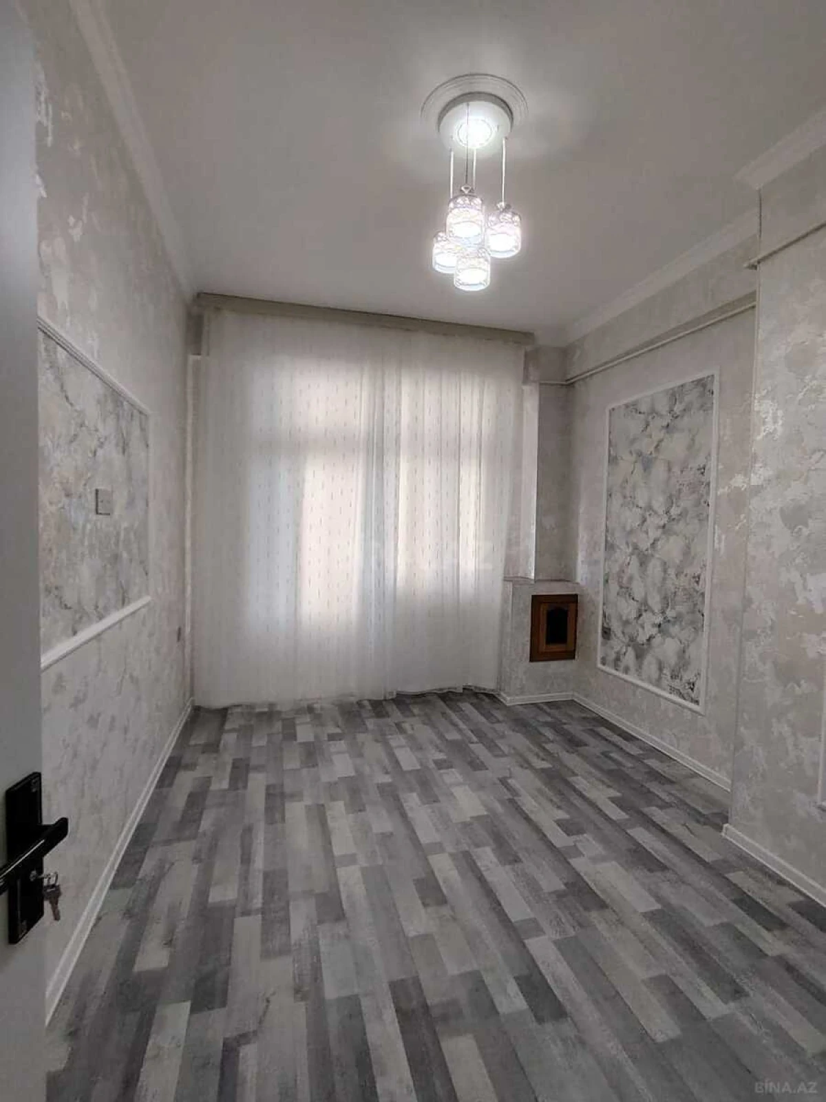 Satılır 2 otaqlı mənzil 59 m²