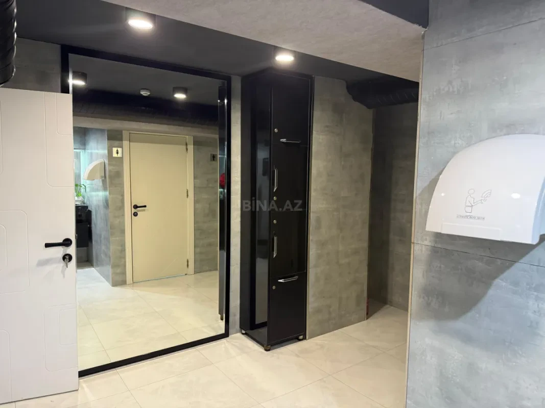 Satılır 5 otaqlı ofis 115 m²