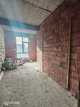 Satılır 1 otaqlı mənzil 62 m²
