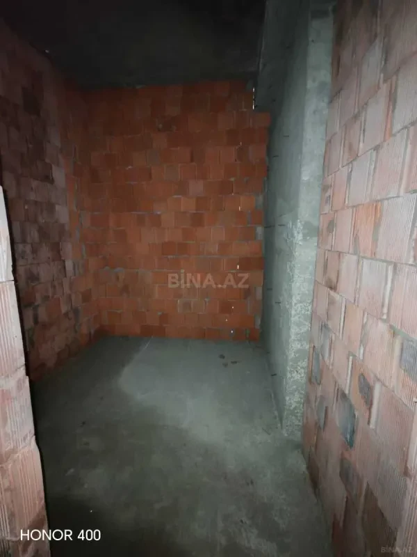 Satılır 1 otaqlı mənzil 62 m²