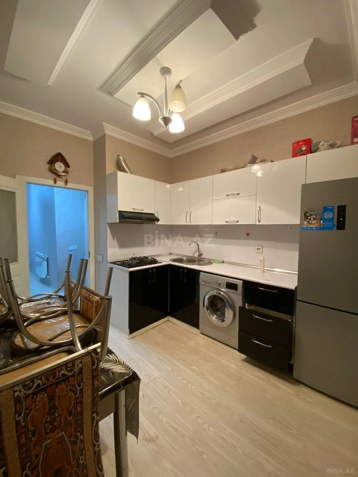 Kirayə verilir 2 otaqlı mənzil 100 m²