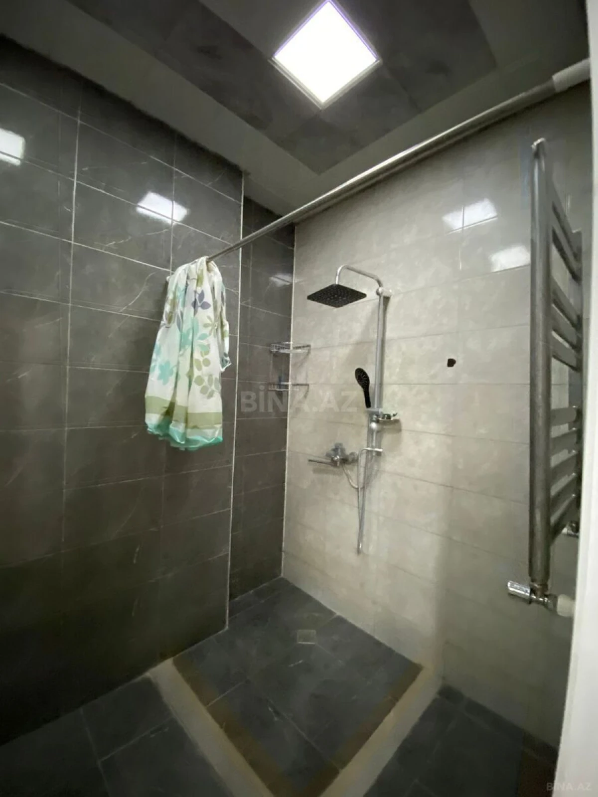 Kirayə verilir 2 otaqlı mənzil 100 m²