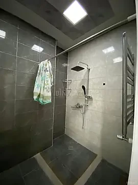 Kirayə verilir 2 otaqlı mənzil 100 m²