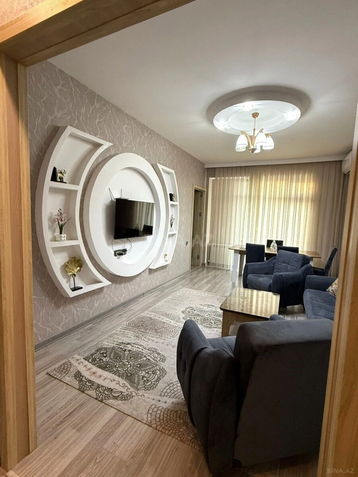 Kirayə verilir 3 otaqlı mənzil 108 m²